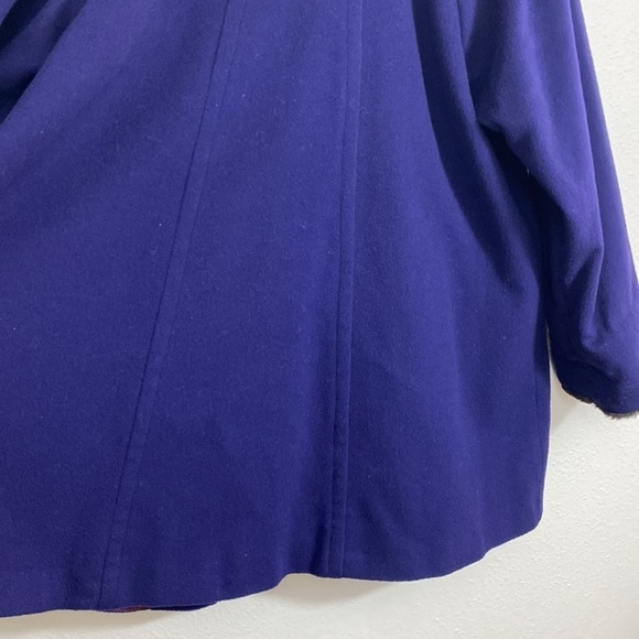 Vintage Searle Blatt Studio Purple Wool Overcoat w/ Faux Fur Collar and Cuffs - Picture 4 of 10
